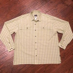 Patagonia Button Down Shirt Green Men’s Size XL